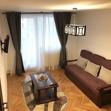 Apartment KronDays Braşov Buitenkant foto