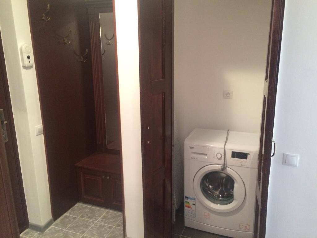 Apartment KronDays Braşov Buitenkant foto