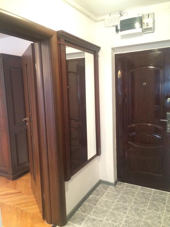 Apartment KronDays Braşov Buitenkant foto