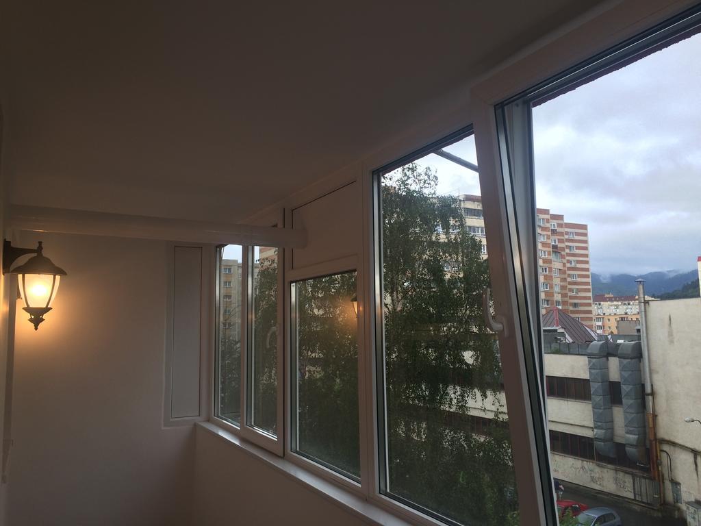 Apartment KronDays Braşov Buitenkant foto
