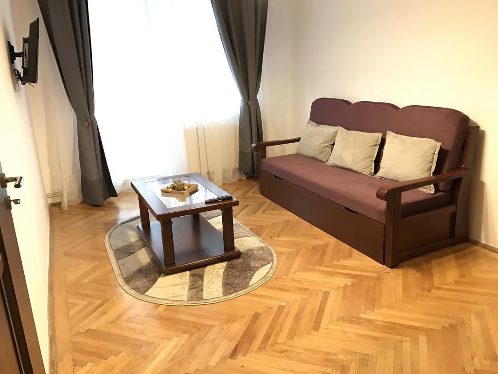 Apartment KronDays Braşov Buitenkant foto