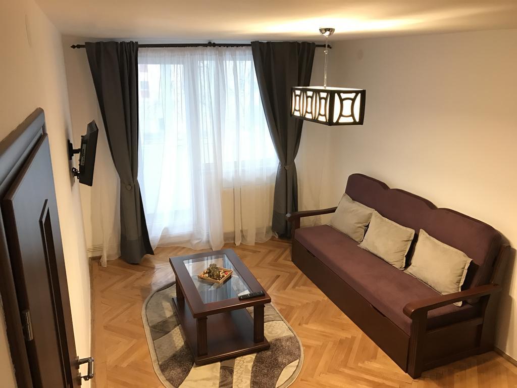 Apartment KronDays Braşov Buitenkant foto